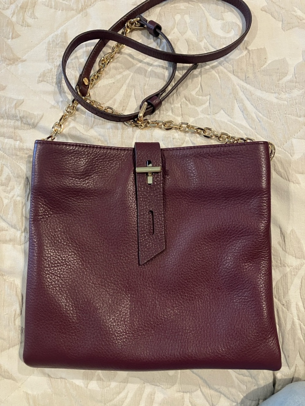 Thacker Women's Crossbody Leather Bag in Deep Burgundy